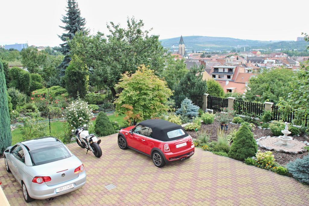 Penzion Bird'S Nest Brno Zewnętrze zdjęcie